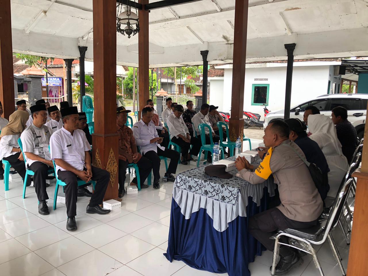 Cegah Penyimpangan Dana Desa, Tim Tipikor Polres Madiun Gelar Penyuluhan Hukum bagi Perangkat Desa di Sirapan