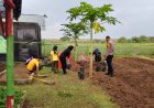Warga Kompak Menata Pekarangan Pangan Bergizi, Bhabinkamtibmas Desa Nampu Beri Semangat Gotong Royong