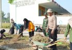 Kerja Bakti Bersama Wujud Sinergi Polri dan Masyarakat Menuju Desa Bersih dan Sehat