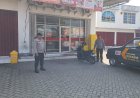 Polisi Sambangi Minimarket, Polsek Mejayan Perkuat Upaya Pencegahan Kriminalitas