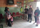 Bhabinkamtibmas Desa Balerejo Monitoring dan Amankan Pembagian Makanan Bergizi Gratis untuk Balita