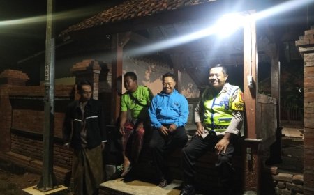 Bhabinkamtibmas Desa Kuncen Perkuat Semangat Warga Melalui Pembinaan Satkamling