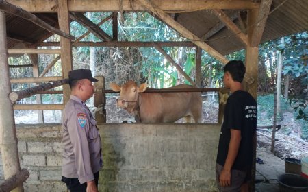 Dukung Ketahanan Pangan, Bhabinkamtibmas Polsek Balerejo Sambangi Warga Peternak