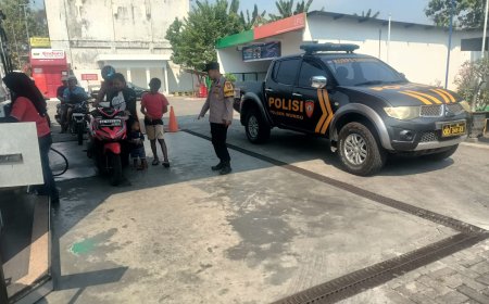 Antisipasi Gangguan Kamtibmas, Polsek Wungu Intensifkan Patroli Dialogis di SPBU
