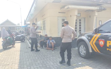 Jaga Kondusivitas Kamtibmas, Polsek Wungu Gelar Patroli Dialogis Bersama Juru Parkir Pasar Dungus