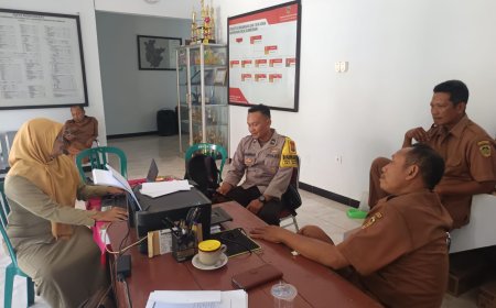 Jalin Silaturahmi Dan Sinergitas, Bhabinkamtibmas Polsek Saradan Desa Sumbersari Sambangi Perangkat Desa