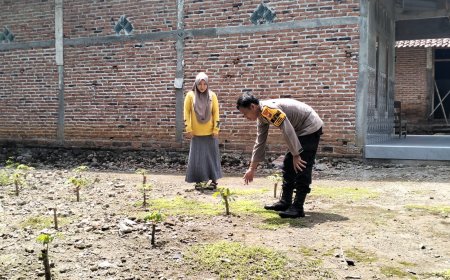 Sambangi Petani Singkong, Upaya Bhabinkamtibmas Dukung Ketahanan Pangan