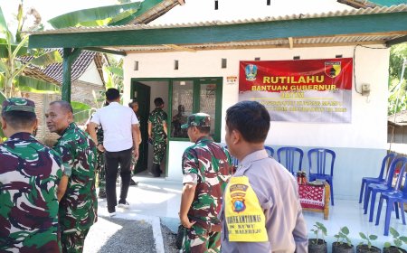 Sinergitas TNI-Polri, Bhabinkamtibmas Polsek Balerejo Dampingi Kunjungan Wasgiat RTLH Kodam V/Brawijaya di Desa Kuwu