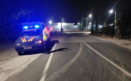 Antisipasi Kerawanan Malam Hari, Polsek Wungu Gelar Strong Point di Simpang Tiga Bantengan