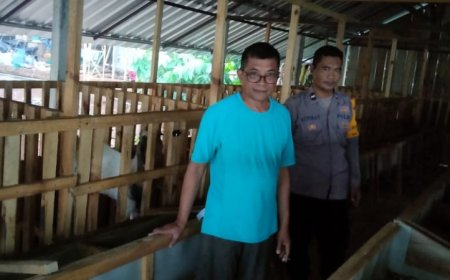 Dukung Ketahanan Pangan, Pak Bhabinkamtibmas Aktif Kunjungi Peternak Kambing Lokal