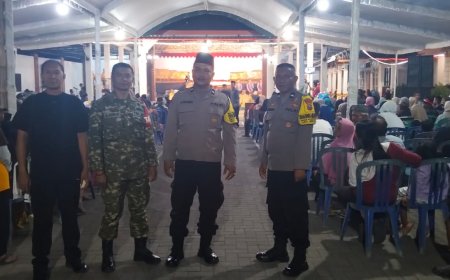 Ratusan Masyarakat Saksikan Wayang Kulit Bersih Desa, Polsek Mejayan Pastikan Acara Kondusif