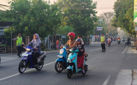 Hadir di Tengah Masyarakat, Polsek Wungu Berikan Rasa Aman dan Nyaman Bagi Pengguna Jalan