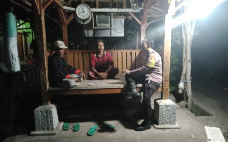 Melalui Sambang Poskamling, Bhabinkamtibmas Pererat Kemitraan dengan Warga Desa Wonorejo