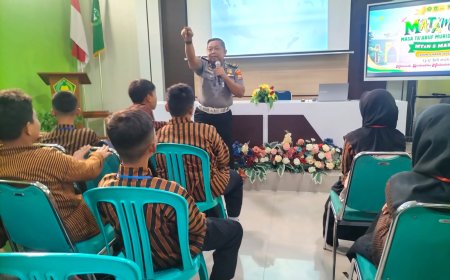 Polsek Mejayan Tanamkan Budaya Tertib dan Disiplin kepada Pelajar MTsN 5 Madiun