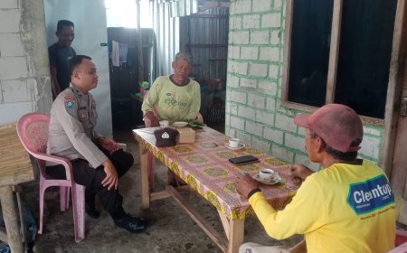 Pererat Silaturahmi, Bhabinkamtibmas Desa Balerejo Sambangi Warga Sampaikan Imbauan Kamtibmas