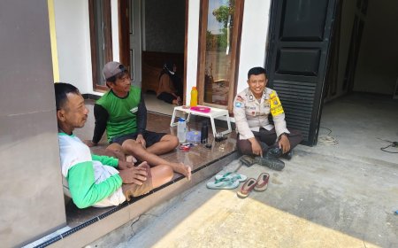 Sambangi Warga Desa Kuwu, Bhabinkamtibmas Polsek Balerejo Imbau Waspada Pencurian Alat Tani dan Aktifkan Poskamling