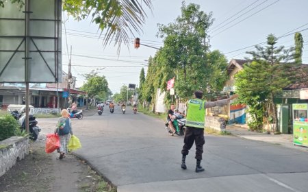 Bhabinkamtibmas Polsek Pilangkenceng Laksanakan Commander Wish/Penampilan Pagi untuk Wujudkan Kamseltibcar Lantas