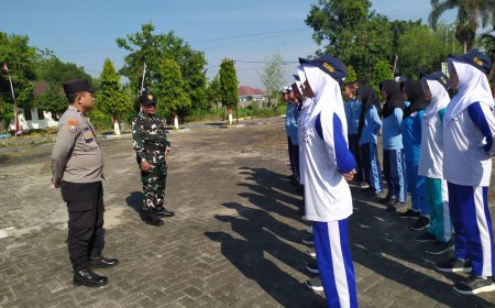 Perkuat Kedisiplinan Pelajar, BHABINKAMTIBMAS POLSEK Balerejo Pimpin Seleksi Paskibra Kecamatan Balerejo