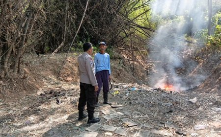 Bhabinkamtibmas Desa Kaibon Sambangi Warga, Sampaikan Imbauan Cegah Kebakaran di Musim Kemarau